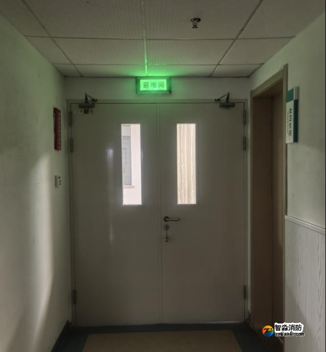 避難層、避難間未設置明顯指示標識